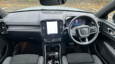 Volvo XC40 2.0 B4P Plus Dark 5dr Auto Petrol Estate